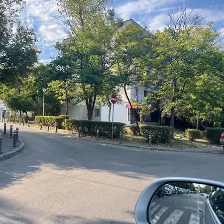 Poveste De Vara - Copaci, Parc Si Mare Apartment